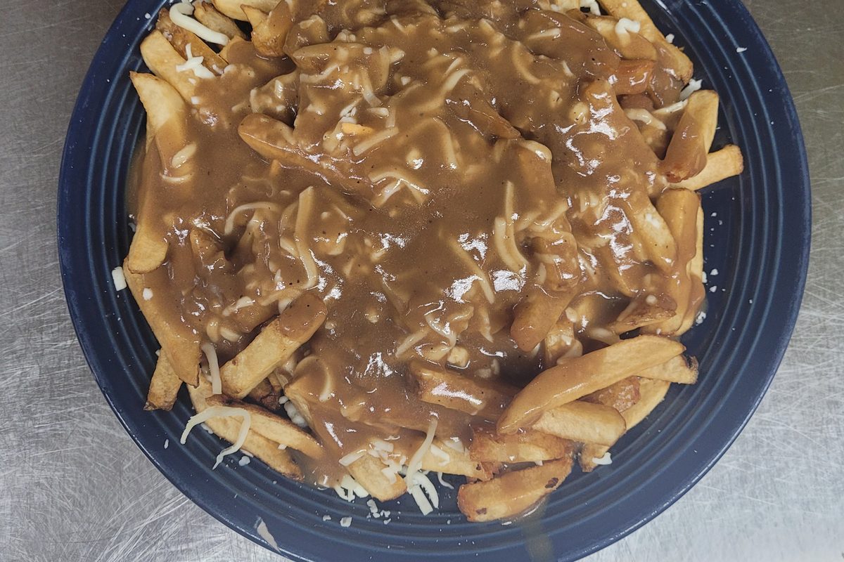 Classic poutine with gravy and cheese